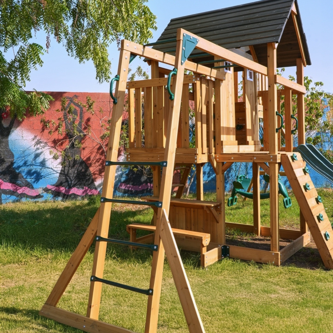 DYNAMIC SPORTS ARABIAN LEOPARD WOODEN SWING SET
