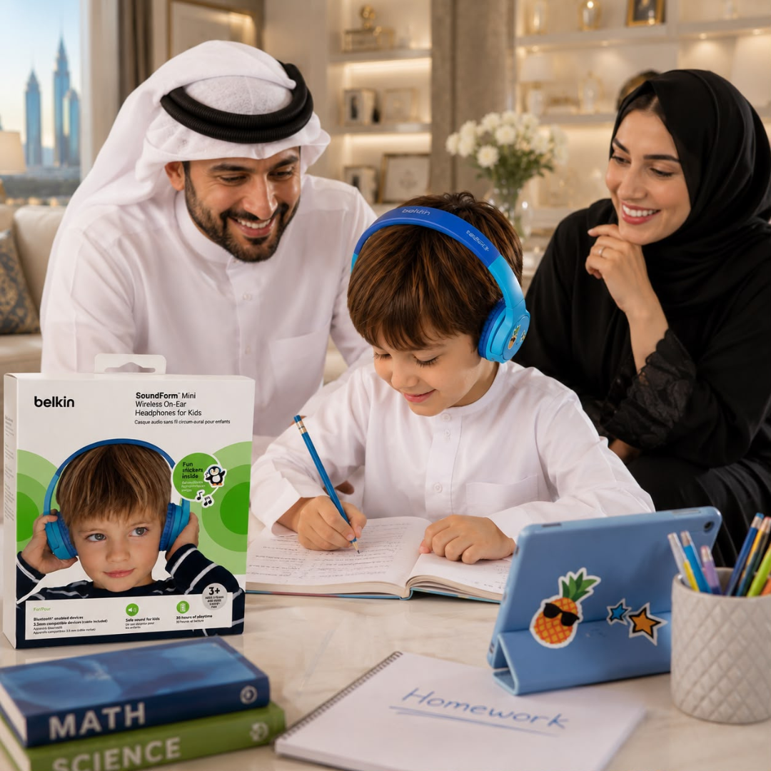 Belkin SoundForm™ Mini Wireless Headphones for Kids Blue