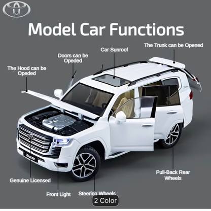 Toyota Land Cruiser 1:24 Die-Cast Model Car – White | Light & Sound