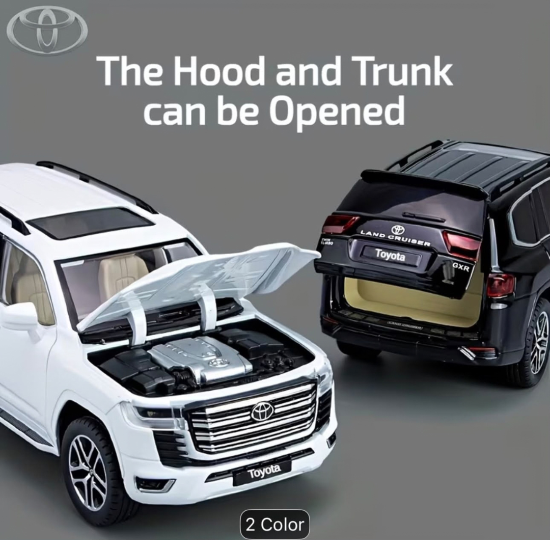 Toyota Land Cruiser 1:24 Die-Cast Model Car – White | Light & Sound