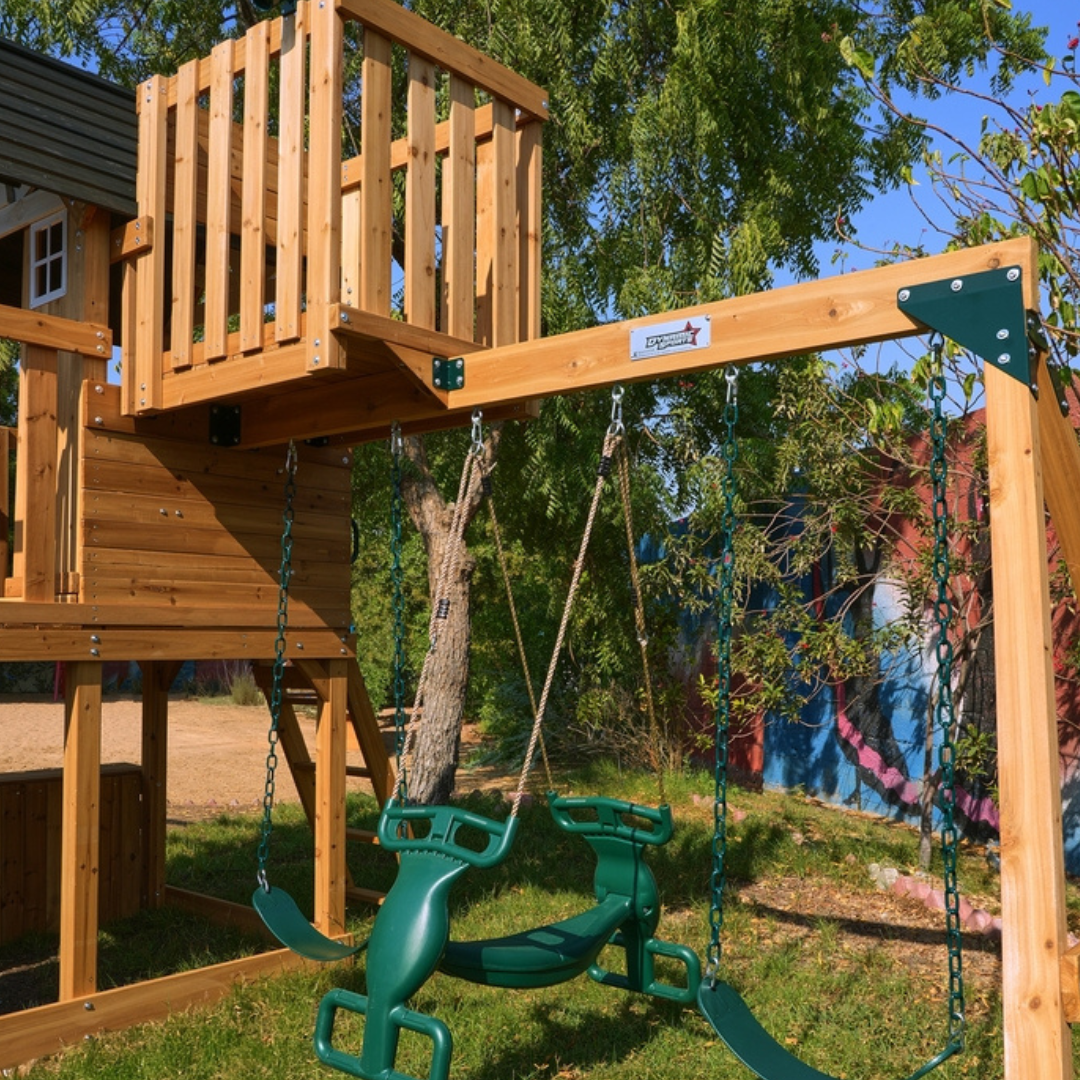 DYNAMIC SPORTS ARABIAN LEOPARD WOODEN SWING SET