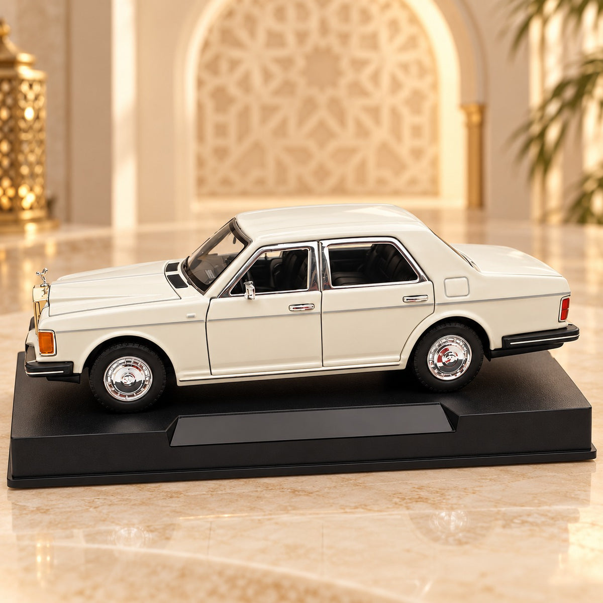 Rolls-Royce Silver Spur III Die-Cast Model Car